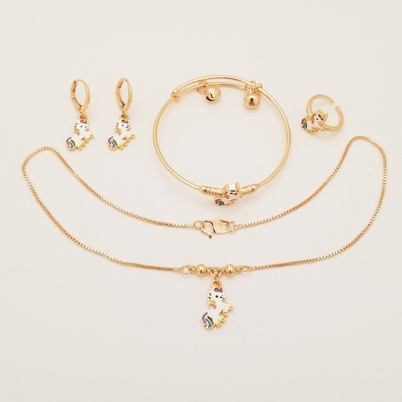 18K Gold Plated Pony Kid's Necklace Set. New - Picture 3 of 6